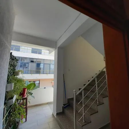 Kacani *